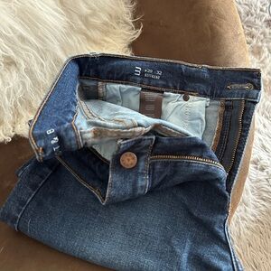 Mott & Bow unworn boyfriend jeans